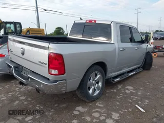 2016 Ram 1500 Big Horn z VIN 1C6RR7LT6GS196835, wystawiony jako IAAI lot #42330886 z przebiegiem 219 515 mil mil oraz . Historia ofert i sprzedaży dostępna na DreamBid. Obrazek 4.