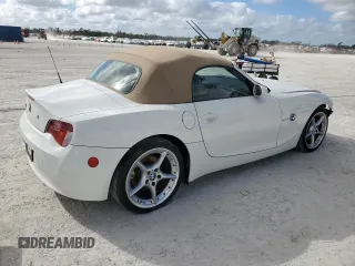 2006 BMW Z4 3.0si with VIN 4USBU53556LX00647, listed as a Copart auction lot 83436974 with 70,077 mi miles and Salvage title. Bid and sale history available at DreamBid. Image 3.