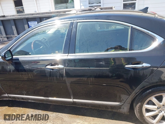 2009 Lexus LS 460 with VIN JTHCL46FX95004000, listed as a IAAI auction lot 41994865 with 178,807 mi miles and . Bid and sale history available at DreamBid. Image 14.
