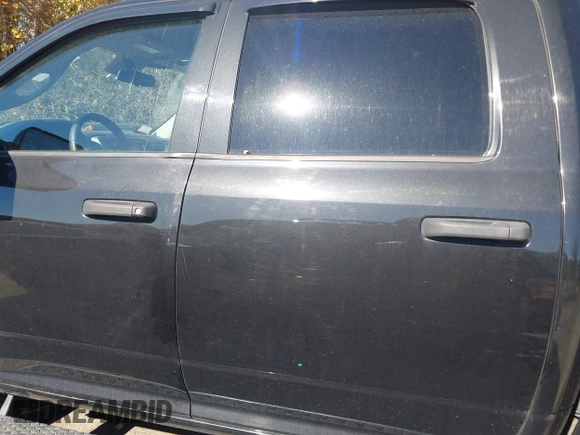 2018 Ram 2500 Tradesman z VIN 3C6UR5CJ4JG275190, wystawiony jako IAAI lot #40623047 z przebiegiem 85 121 mil mil oraz . Historia ofert i sprzedaży dostępna na DreamBid. Obrazek 14.