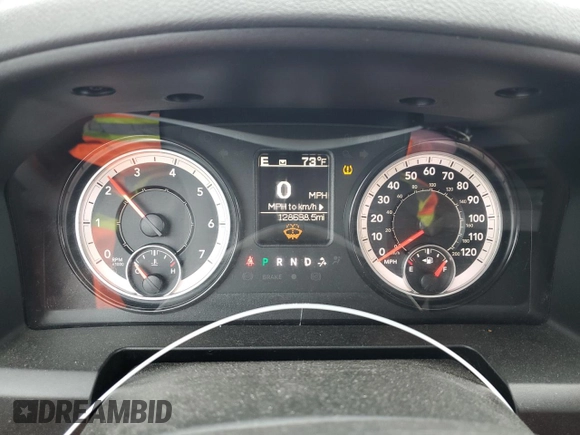 2018 Ram 1500 SLT z VIN 1C6RR6GG9JS317288, wystawiony jako Copart lot #50593095 z przebiegiem 128 698 mil mil oraz Szkoda całkowita • Salvage title. Historia ofert i sprzedaży dostępna na DreamBid. Obrazek 9.