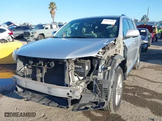 2013 Toyota Highlander Limited with VIN 5TDYK3EH6DS136679, listed as a IAAI auction lot 41835155 with 390,461 mi miles. Bid and sale history available at carsss.com. Image 18.