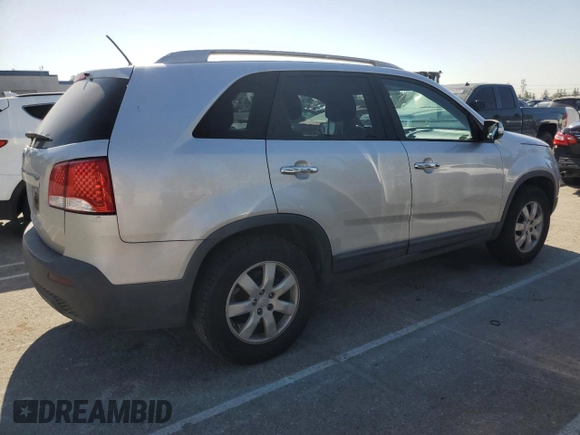 2011 Kia Sorento LX with VIN 5XYKT4A20BG125875, listed as a Copart auction lot 52759345 with 196,291 mi miles and Clean Title. Bid and sale history available at DreamBid. Image 3.