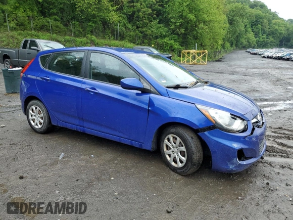2014 Hyundai Accent GS with VIN KMHCT5AE7EU152218, listed as a Copart auction lot 57022785 with 117,677 mi miles and Salvage title. Bid and sale history available at DreamBid. Image 4.