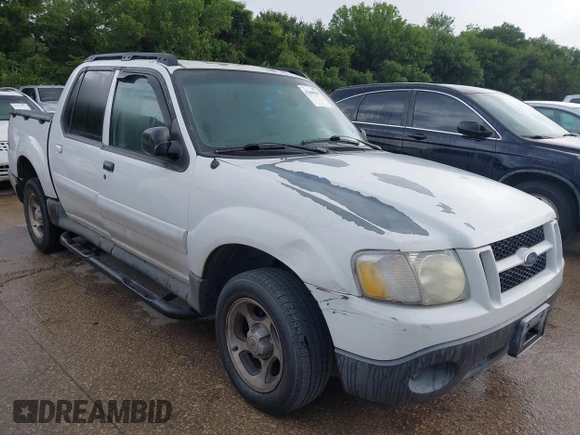 2004 Ford Explorer Sport Trac XLS z VIN 1FMZU67K04UA15789, wystawiony jako IAAI lot #42668387 z przebiegiem 358 240 mil mil oraz . Historia ofert i sprzedaży dostępna na DreamBid. Obrazek 6.