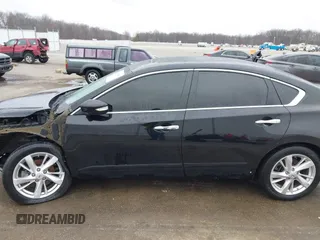 2015 Nissan Altima S with VIN 1N4AL3APXFN394083, listed as a IAAI auction lot 41537949 with 113,554 mi miles and . Bid and sale history available at DreamBid. Image 15.