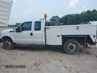 2011 Ford F-350 XL with VIN 1FD7X3A62BEC97501, listed as a IAAI auction lot 42223063 with 171,111 mi miles and . Bid and sale history available at DreamBid. Image 14.