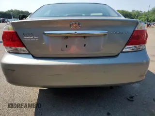 2005 Toyota Camry LE with VIN 4T1BE30K95U590370, listed as a Copart auction lot 63141505 with 238,510 mi miles and Salvage title. Bid and sale history available at DreamBid. Image 6.