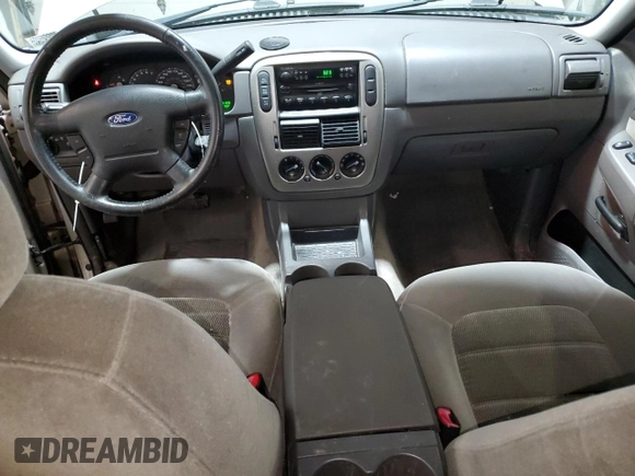 2004 Ford Explorer XLT with VIN 1FMZU73W84ZB26074, listed as a Copart auction lot 42253925 with 120,159 mi miles and Salvage title. Bid and sale history available at DreamBid. Image 8.