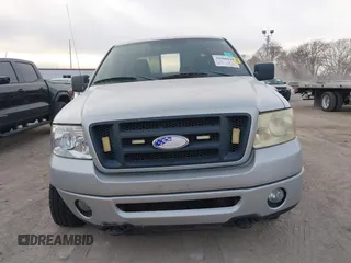 2006 Ford F-150 XLT with VIN 1FTPW14536FA32620, listed as a IAAI auction lot 40954768 with 194,303 mi miles. Bid and sale history available at carsss.com. Image 13.