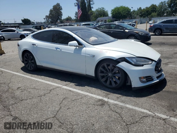 2013 Tesla Model S Performance с VIN 5YJSA1DP3DFP10567, выставлен на аукционе Copart как лот 58352955 с пробегом 128 438 миль миль и Списание • Salvage title. История ставок и продаж доступна на DreamBid. Изображение 4.