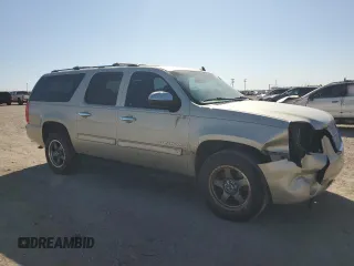 2014 GMC Yukon XL SLT with VIN 1GKS1KE05ER163129, listed as a Copart auction lot 50089885 with 220,073 mi miles and Salvage Title. Bid and sale history available at carsss.com. Image 4.