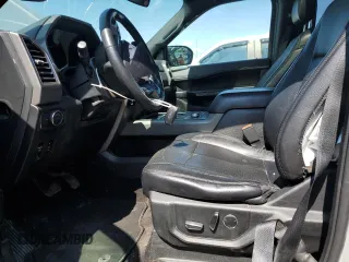 2018 Ford Expedition XLT with VIN 1FMJU1JT4JEA42677, listed as a Copart auction lot 58957205 with 144,611 mi miles and Salvage title. Bid and sale history available at DreamBid. Image 7.