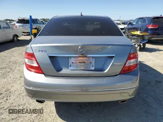2008 Mercedes-Benz C 300 Sport z VIN WDDGF54X48F060248, wystawiony jako Copart lot #57691835 z przebiegiem 140 988 mil mil oraz Szkoda całkowita • Salvage title. Historia ofert i sprzedaży dostępna na DreamBid. Obrazek 6.