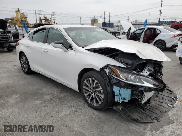 2025 Lexus ES 350 z VIN 58ACZ1B15SU192014, wystawiony jako Copart lot #58433695 z przebiegiem 4 158 mil mil oraz Szkoda całkowita • Salvage title. Historia ofert i sprzedaży dostępna na DreamBid. Obrazek 4.
