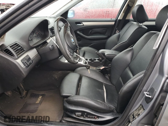 2004 BMW 3 Series 325i with VIN WBAEV33474KL63524, listed as a Copart auction lot 43437215 with 164,415 mi miles and Salvage Title. Bid and sale history available at carsss.com. Image 7.