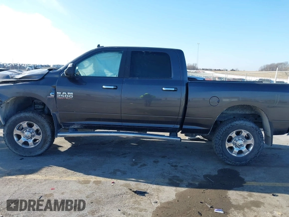 2018 Ram 2500 Big Horn with VIN 3C6UR5DL9JG284645, listed as a IAAI auction lot 41174288 with 66,498 mi miles. Bid and sale history available at carsss.com. Image 15.