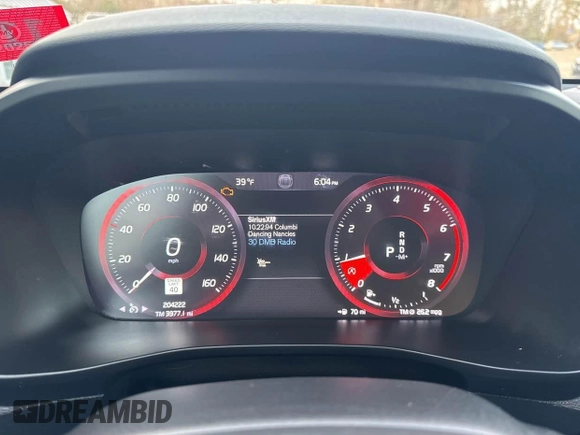 2019 Volvo XC40 R-Design z VIN YV4162UM7K2078081, wystawiony jako IAAI lot #41808014 z przebiegiem 204 223 mil mil oraz . Historia ofert i sprzedaży dostępna na DreamBid. Obrazek 7.