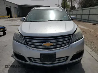 2016 Chevrolet Traverse LS z VIN 1GNKRFKD2GJ254435, wystawiony jako Copart lot #49959665 z przebiegiem 113 238 mil mil oraz Szkoda całkowita • Salvage title. Historia ofert i sprzedaży dostępna na DreamBid. Obrazek 5.