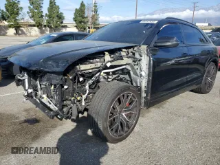 2022 Audi SQ8 Prestige z VIN WA1CWBF16ND007018, wystawiony jako Copart lot #45247435 z przebiegiem 32 138 mil mil oraz Szkody całkowita. Historia ofert i sprzedaży dostępna na DreamBid. Obrazek 1.