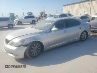 2012 Lexus LS 460 L z VIN JTHDL5EF9C5004685, wystawiony jako Copart lot #75469024 z przebiegiem Nie podano mil oraz Szkoda całkowita • Salvage title. Historia ofert i sprzedaży dostępna na DreamBid. Obrazek 1.