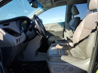 2017 Toyota Sienna XLE Auto Access Seat with VIN 5TDYZ3DC7HS867483, listed as a Copart auction lot 43796085 with 79,255 mi miles and Non Repairable. Bid and sale history available at DreamBid. Image 7.