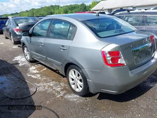 2010 Nissan Sentra S z VIN 3N1AB6AP4AL630821, wystawiony jako IAAI lot #42326350 z przebiegiem 160 152 mil mil oraz . Historia ofert i sprzedaży dostępna na DreamBid. Obrazek 3.