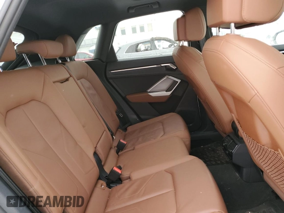 2022 Audi Q3 Premium Plus z VIN WA1BUCF30N1031471, wystawiony jako Copart lot #46441275 z przebiegiem 33 268 mil mil oraz Szkoda całkowita • Salvage title. Historia ofert i sprzedaży dostępna na DreamBid. Obrazek 10.