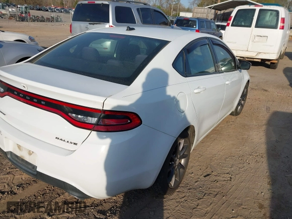 2015 Dodge Dart SXT with VIN 1C3CDFBB4FD302433, listed as a IAAI auction lot 41745014 with 148,635 mi miles. Bid and sale history available at carsss.com. Image 4.