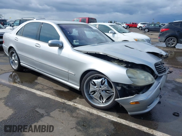 2001 Mercedes-Benz S 320/430/500 with VIN WDBNG70J51A197017, listed as a IAAI auction lot 41936977 with Not Provided miles and . Bid and sale history available at carsss.com. Image 1.
