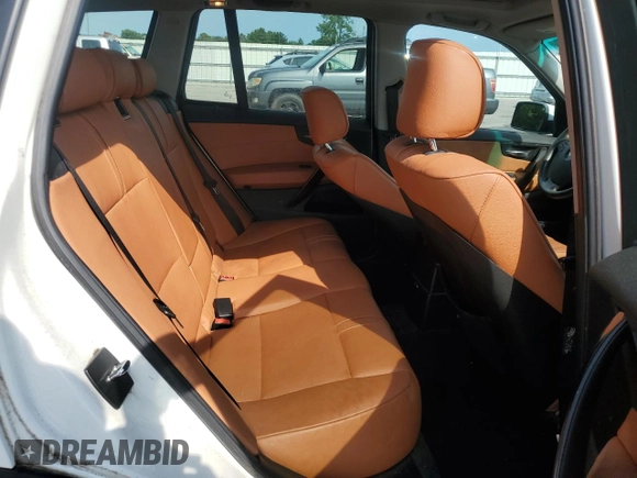 2007 BMW X3 3.0si with VIN WBXPC93477WF24672, listed as a Copart auction lot 60688365 with 140,919 mi miles and Salvage title. Bid and sale history available at DreamBid. Image 11.