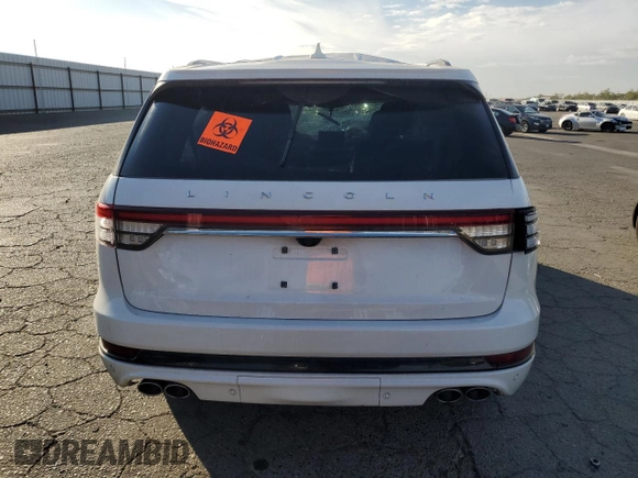 2023 Lincoln Aviator Reserve z VIN 5LM5J7XC3PGL07538, wystawiony jako Copart lot #51332175 z przebiegiem Nie podano mil oraz Szkoda całkowita • Salvage title. Historia ofert i sprzedaży dostępna na DreamBid. Obrazek 6.