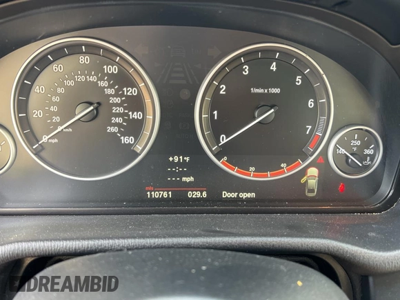 2013 BMW X3 xDrive28i with VIN 5UXWX9C57D0A26278, listed as a Copart auction lot 52040825 with 110,761 mi miles and Clean Title. Bid and sale history available at carsss.com. Image 8.