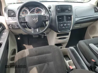 2016 Dodge Grand Caravan SE Plus z VIN 2C4RDGBG4GR243437, wystawiony jako Copart lot #60669095 z przebiegiem 228 518 mil mil oraz Czysty tytuł • Clean title. Historia ofert i sprzedaży dostępna na DreamBid. Obrazek 8.