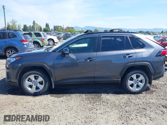 2019 Toyota RAV4 XLE with VIN JTMP1RFV9KD522379, listed as a IAAI auction lot 42002573 with 38,895 mi miles and . Bid and sale history available at DreamBid. Image 14.