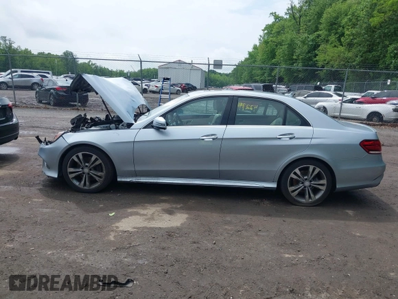 2014 Mercedes-Benz E 350 Sport with VIN WDDHF5KBXEB016723, listed as a IAAI auction lot 42274805 with 98,431 mi miles and . Bid and sale history available at DreamBid. Image 13.