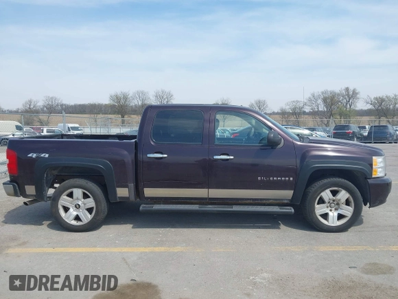2008 Chevrolet Silverado 1500 LTZ with VIN 2GCEK133281291595, listed as a IAAI auction lot 42031720 with 245,872 mi miles and . Bid and sale history available at DreamBid. Image 14.