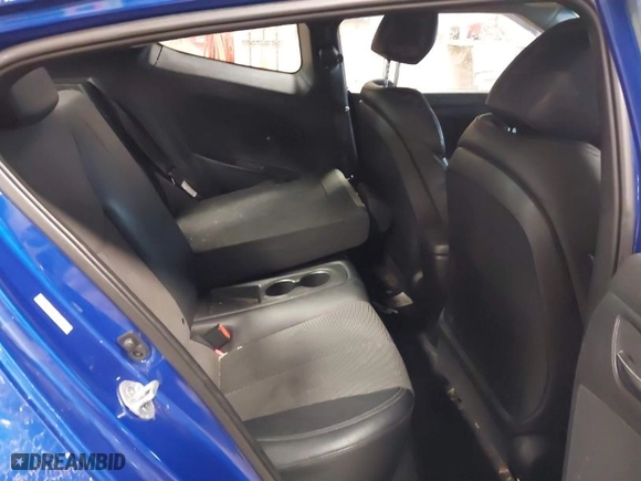 2014 Hyundai Veloster with VIN KMHTC6AD4EU196870, listed as a IAAI auction lot 41207663 with 119,252 mi miles. Bid and sale history available at carsss.com. Image 8.