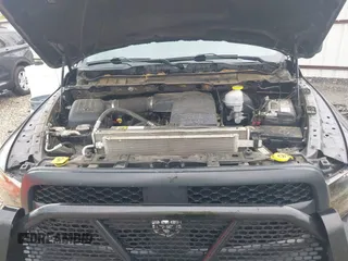 2022 Ram 1500 Tradesman z VIN 1C6RR6FG9NS222835, wystawiony jako IAAI lot #42156693 z przebiegiem 71 564 mil mil oraz . Historia ofert i sprzedaży dostępna na DreamBid. Obrazek 10.