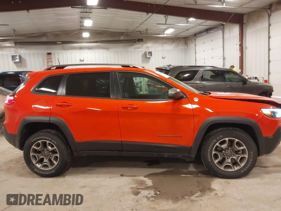 2021 Jeep Cherokee Trailhawk с VIN 1C4PJMBX2MD236855, выставлен на аукционе IAAI как лот 41254855 с пробегом 18 452 миль миль и . История ставок и продаж доступна на DreamBid. Изображение 13.