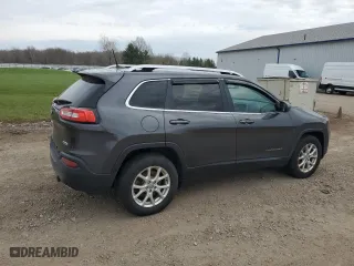 2016 Jeep Cherokee Altitude with VIN 1C4PJMCS2GW156127, listed as a Copart auction lot 53389905 with 124,898 mi miles and Clean Title. Bid and sale history available at carsss.com. Image 3.