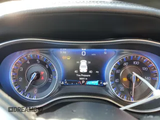 2018 Chrysler 300 Touring with VIN 2C3CCAAG6JH265092, listed as a Copart auction lot 80232834 with 56,601 mi miles and Salvage Title. Bid and sale history available at carsss.com. Image 9.