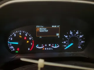 2020 Ford Escape SE с VIN 1FMCU9G65LUC27323, выставлен на аукционе Copart как лот 82898254 с пробегом 27 511 миль миль и Списание • Salvage title. История ставок и продаж доступна на DreamBid. Изображение 9.
