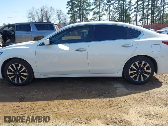 2018 Nissan Altima SV with VIN 1N4AL3APXJC167187, listed as a IAAI auction lot 41725188 with 173,377 mi miles and . Bid and sale history available at DreamBid. Image 15.