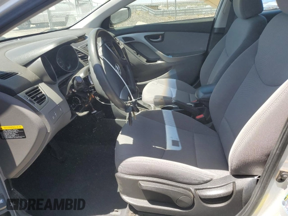 2016 Hyundai Elantra SE z VIN 5NPDH4AE5GH742001, wystawiony jako Copart lot #53357995 z przebiegiem 80 439 mil mil oraz Czysty tytuł • Clean title. Historia ofert i sprzedaży dostępna na DreamBid. Obrazek 7.