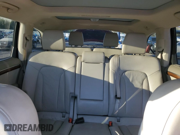 2015 Audi Q7 Premium Plus с VIN WA1LGAFE6FD032285, выставлен на аукционе Copart как лот 54931105 с пробегом 97 218 миль миль и Списание • Salvage title. История ставок и продаж доступна на DreamBid. Изображение 10.
