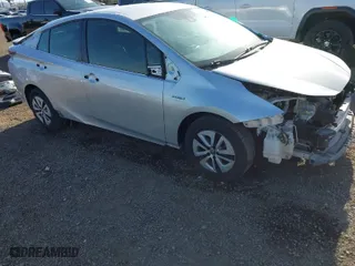 2018 Toyota Prius Two with VIN JTDKBRFUXJ3070977, listed as a IAAI auction lot 41944435 with NaN miles. Bid and sale history available at carsss.com. Image 6.