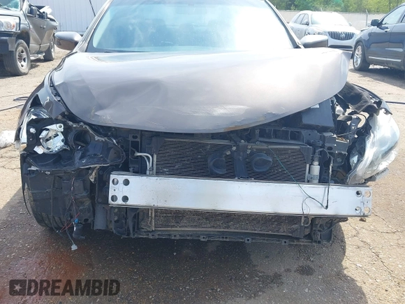 2015 Nissan Altima S with VIN 1N4AL3AP2FN379061, listed as a IAAI auction lot 41995960 with 313,153 mi miles and . Bid and sale history available at carsss.com. Image 6.