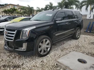 2018 Cadillac Escalade Premium Luxury with VIN 1GYS4CKJ3JR305195, listed as a Copart auction lot 43159425 with 147,077 mi miles and Salvage Title. Bid and sale history available at carsss.com. Image 1.