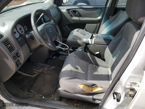 2003 Ford Escape XLS Popular with VIN 1FMYU02173KB81180, listed as a Copart auction lot 44350785 with 337,247 mi miles and Salvage Title. Bid and sale history available at carsss.com. Image 7.
